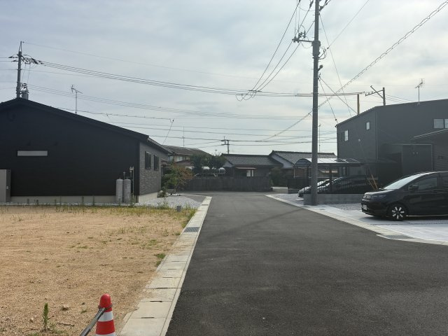 サンシティー北条タウンⅠ　2号地の前面道路含む現地写真