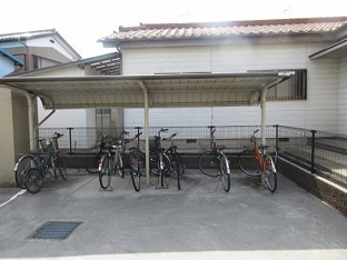 屋根付き駐輪場