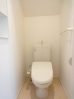 清潔感のあるトイレです