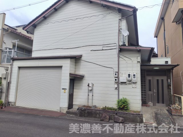 ６７１２８　岐阜市六条福寿町土地の外観