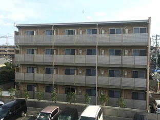 落ち着いた雰囲気の外観です