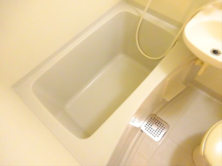 日々の疲れを癒すお風呂付です