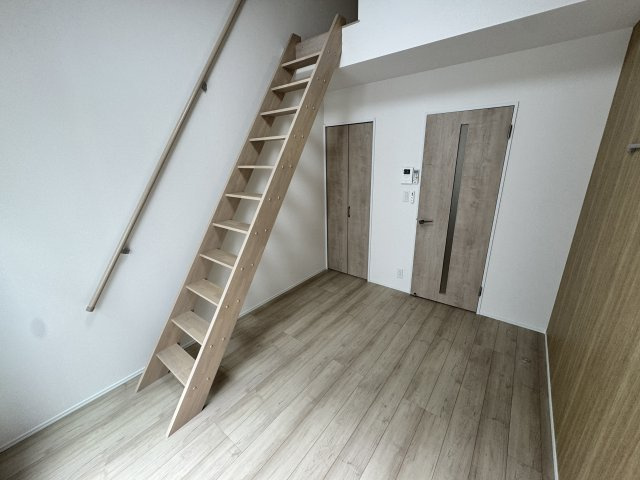 広々とした洋室です