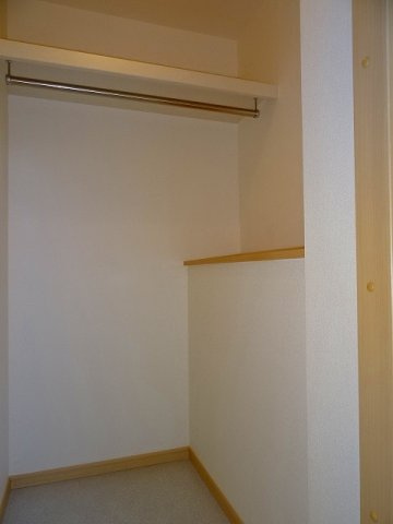 小物を収納するのに便利です