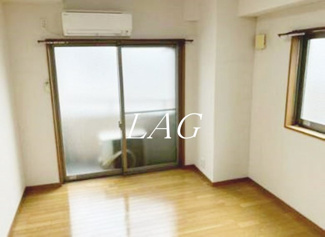 【居間・リビング】 | ＳＫビル | 洋室のお部屋です。
