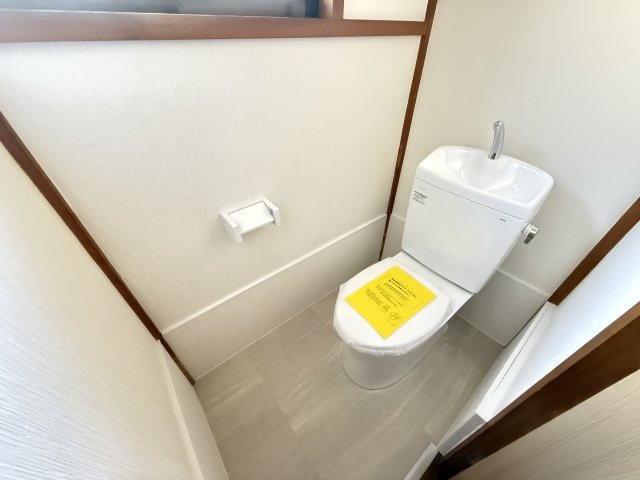 シンプルで使いやすいトイレです