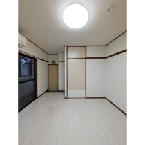 明るい室内です