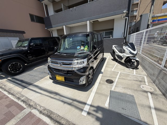 Ｖ-Rencontre Suitaの設備|駐車場