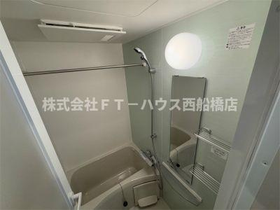 リブリ　メルシャン夏見の浴室