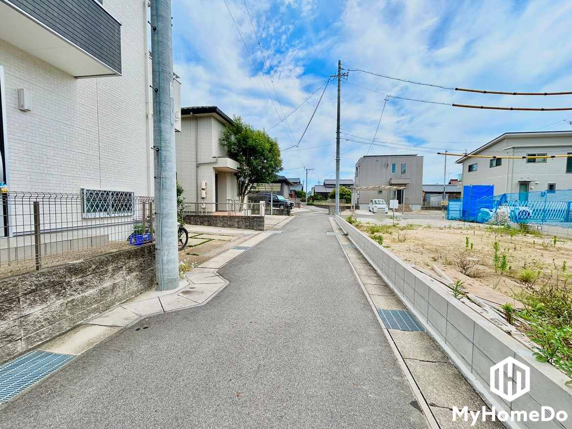 春日井市上条町　5期の前面道路含む現地写真