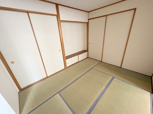 AOIアートビルの和室
