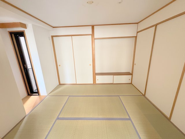 AOIアートビルの和室