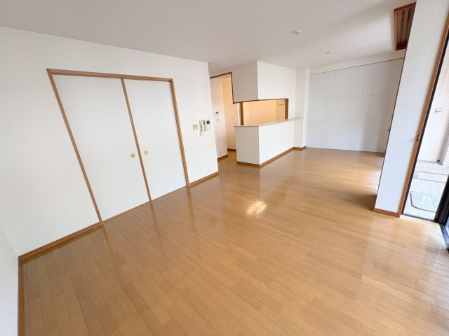 AOIアートビルの居間・リビング