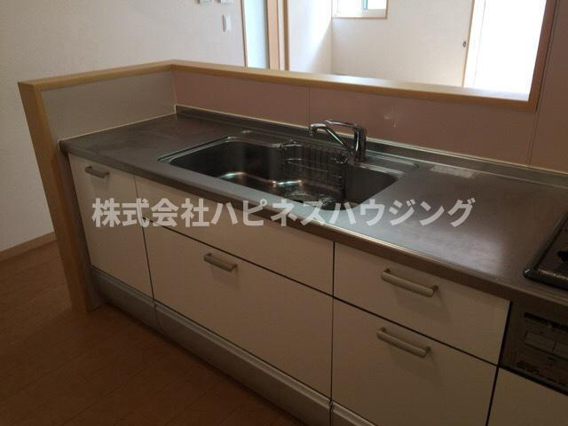 ベルリード流山Ⅱのキッチン|コンパクトなキッチンで掃除もラクラク