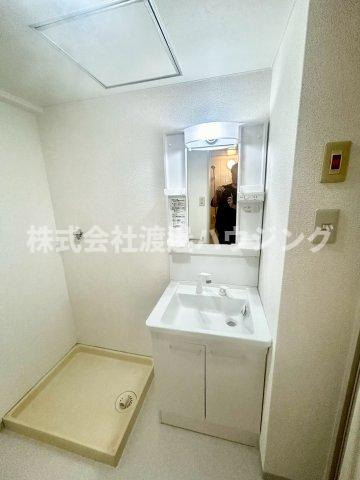 カーサ緑地の洗面所