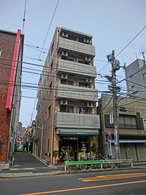 日暮里中央ＣＯＵＲＴ