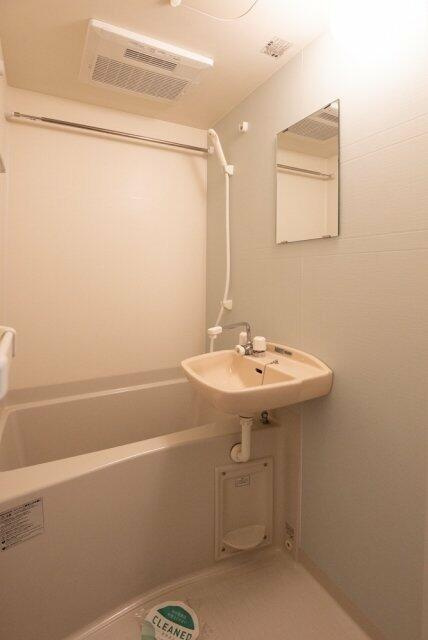アルシオーネ町屋の浴室