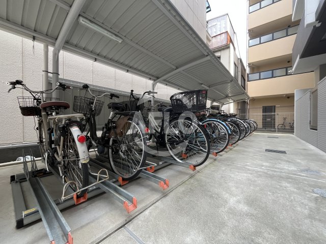 エムズセントラル上新庄のその他|駐輪場