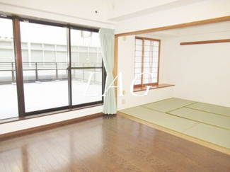 【居間・リビング】 | ライオンズガーデン武蔵小杉 | 洋室のお部屋です。
