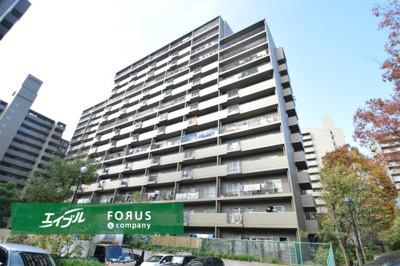 【外観】 | 千里中央パーク・ヒルズE棟 | 物件を比較検討したいお客様には、「物件比較見学プラン」をご用意しております。こちらの物件だけでなく、お客様の希望に沿った物件を、いくつかまとめてご案内させて頂きます。