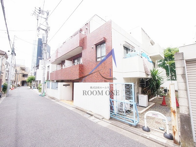 スカイコート新宿