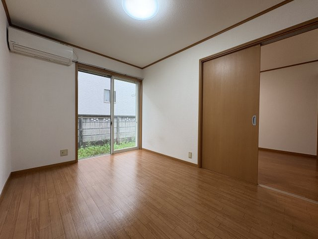 ハイツときわの洋室