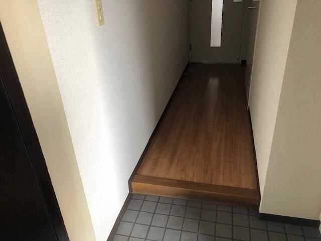 相模原市中央区淵野辺３丁目の賃貸マンションの玄関