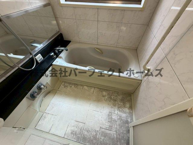 春日町戸建　賃貸の浴室|日々の疲れを癒すお風呂付です