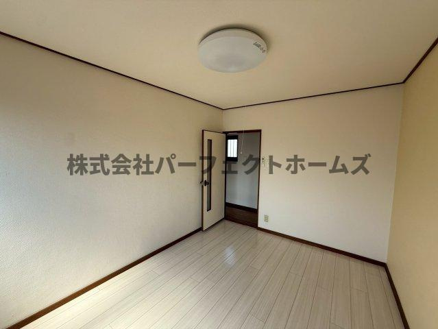 春日町戸建　賃貸の洋室|きれいな洋室です