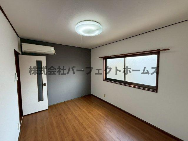 春日町戸建　賃貸の洋室|きれいな洋室です