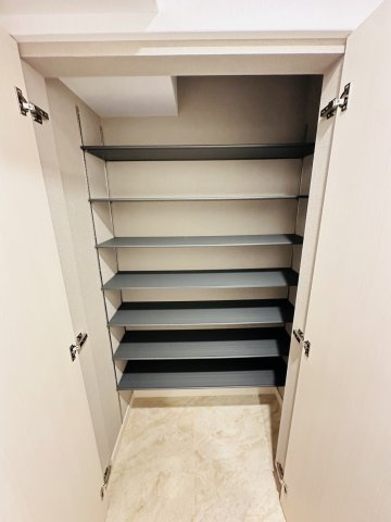 【玄関】プレジオ西宮北口