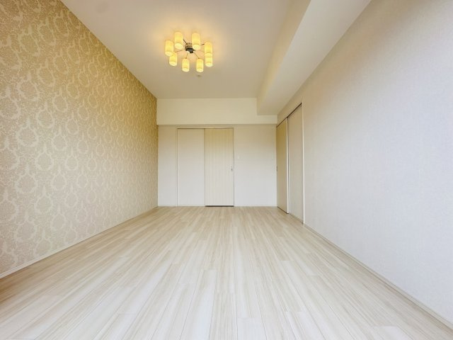 【寝室】プレジオ西宮北口