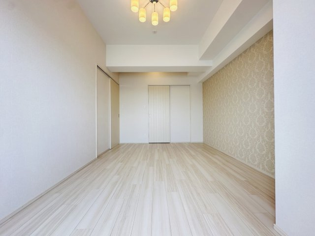 【寝室】プレジオ西宮北口