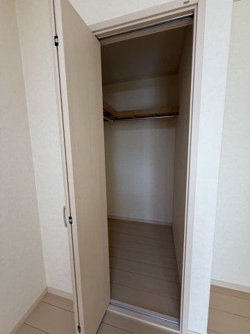 ラ・グリシーヌ・ｆの収納
