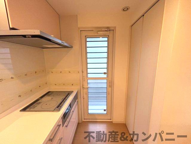 伊予市下吾川の中古戸建のその他|勝手口です