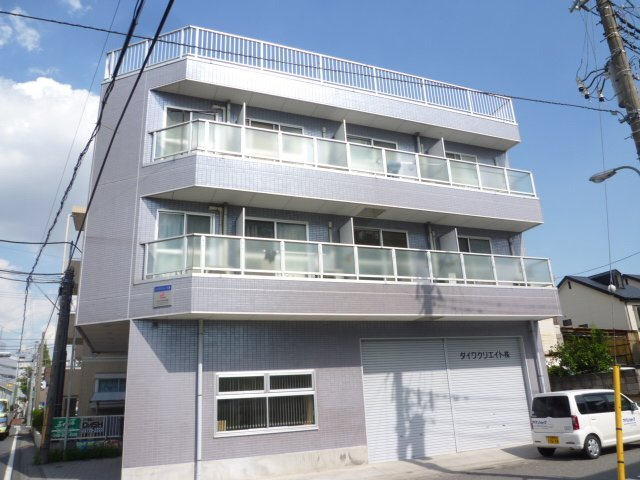 シャトランレーヌⅢの外観