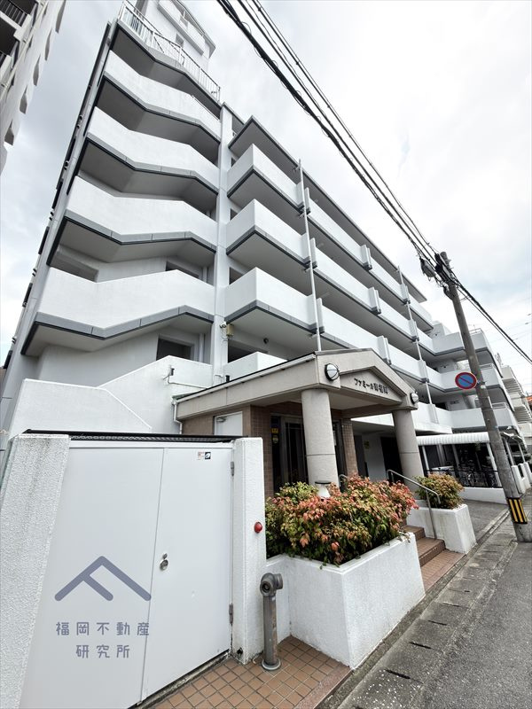ファミール南福岡の外観