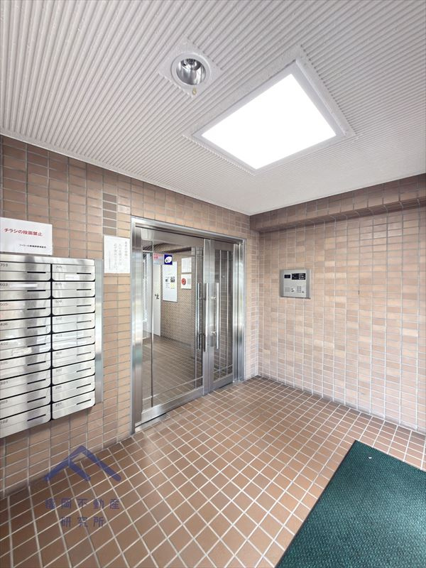 ファミール南福岡のエントランス