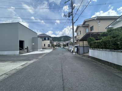 【前面道路含む現地写真】 | 栗東市川辺