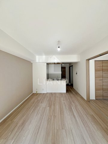 Odaki Bldg OTEMON　舞鶴小学校区の居間・リビング|Odaki Bldg OTEMON