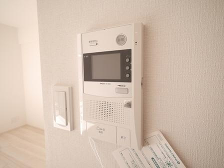 D.Largo鶴見のセキュリティ|モニタ付きインターホンで安心♪
※同施工別部屋