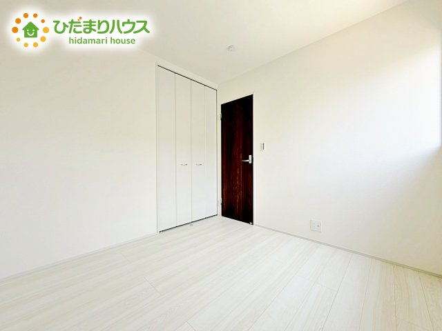 【洋室】 | ひたちなか市阿字ヶ浦町第4　新築戸建　1号棟 | お子様の成長に合わせて、自由に模様替えできるように考えた、シンプルな洋室。
