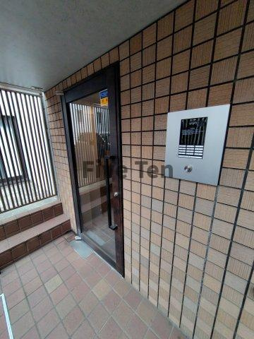 EXAM中目黒のロビー