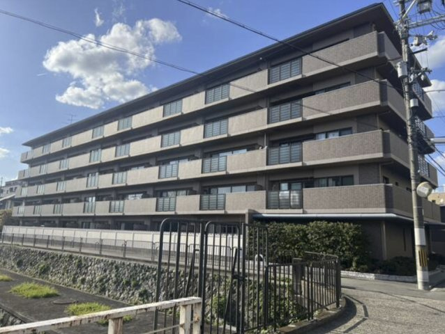 左・聖護院パークホームズ