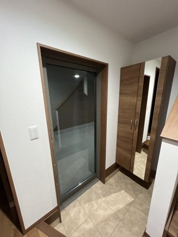 アクシス・コートの玄関