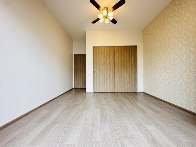 【寝室】