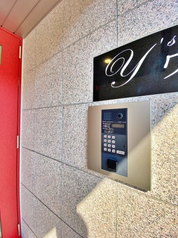 ワイズタワー新栄のエントランス