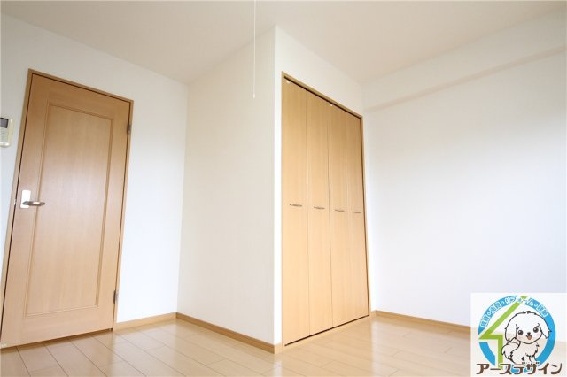フラットワンの寝室|※類似部屋