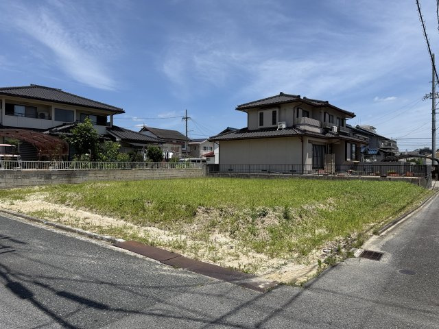 常滑市港町4丁目　Ｂ区画の外観|南側が道路に面した日当たり良好な区画です♪駅近物件！！名鉄常滑線「榎戸」駅まで徒歩4分です
