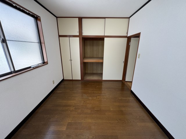 越谷市宮本町中古戸建て◆車庫付きの収納
